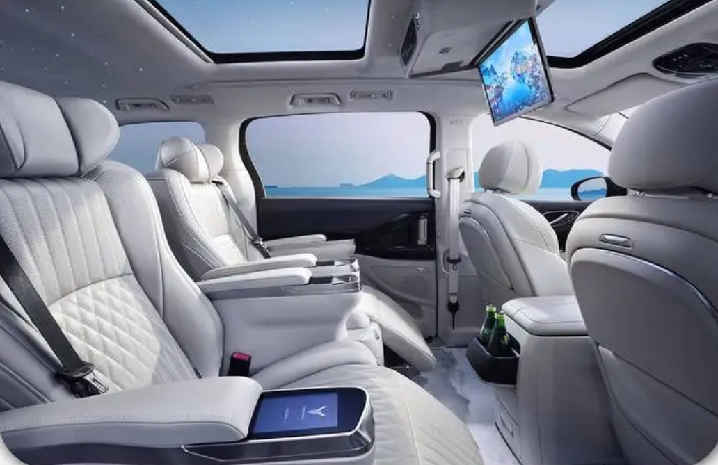 有機硅皮革—豪車汽車內飾布料行業的新寵兒